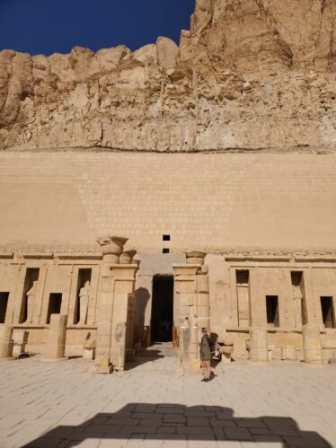 hatshepsut temple egypt tour luxor